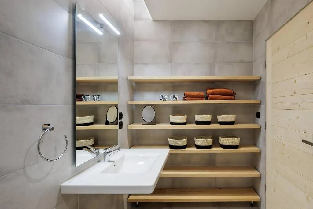 Maison Contemporaine De Plain-Pied-Classee 3*** Freterive